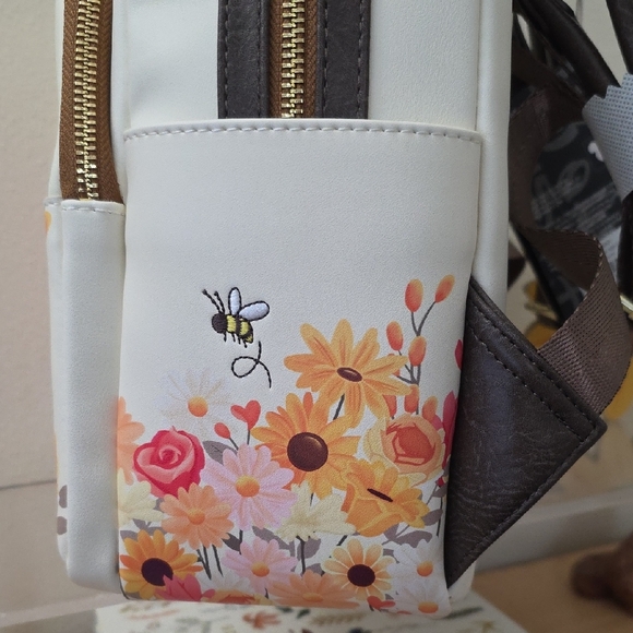 Loungefly Disney Pooh Floral Backpack. Midsized NWT. New Release main image 5